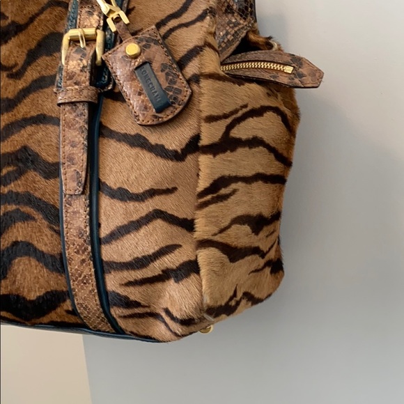 LONGCHAMP | Limited Edition Exotics Shoulder Bag - Picture 15 of 16